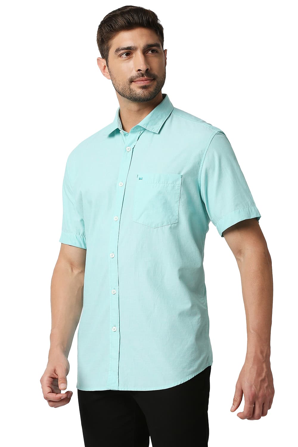 BASICS SLIM FIT FIL-A-FIL HALFSLEEVES SHIRT