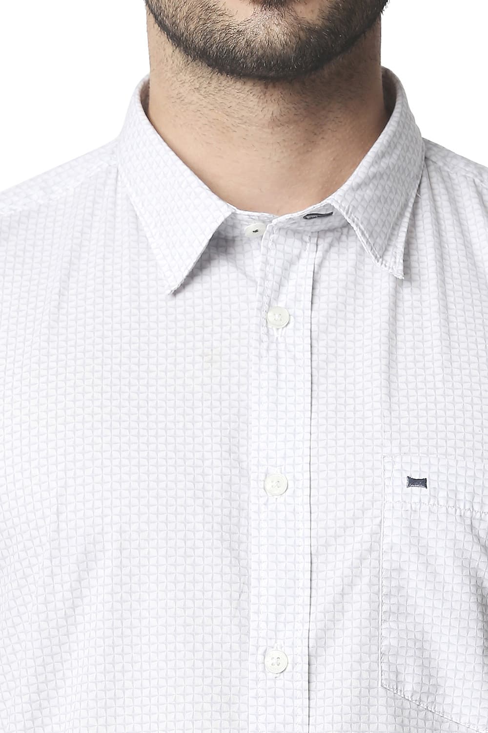 BASICS SLIM FIT POPLIN PRINTED HALFSLEEVES SHIRT