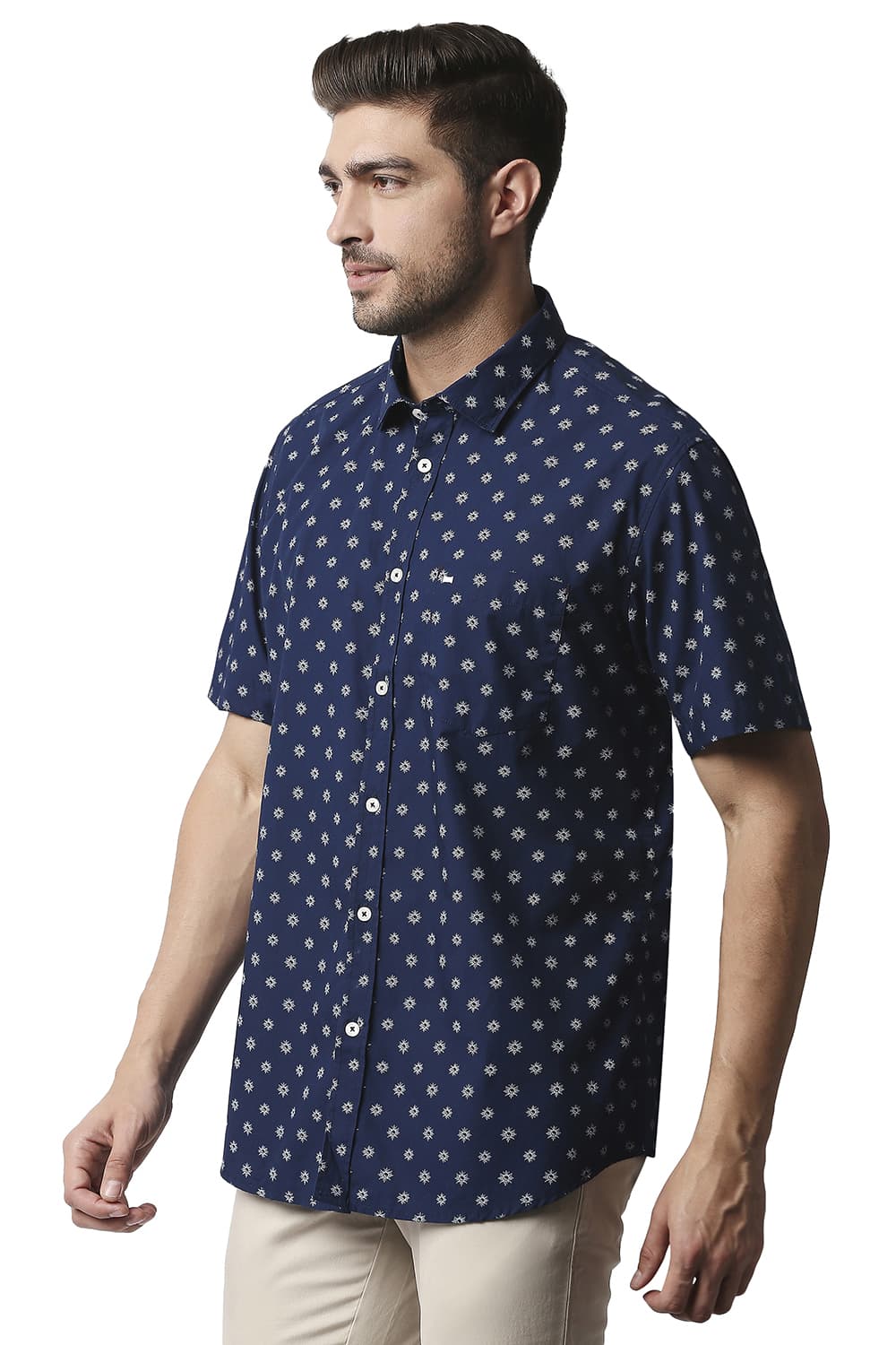 BASICS SLIM FIT POPLIN PRINTED HALFSLEEVES SHIRT