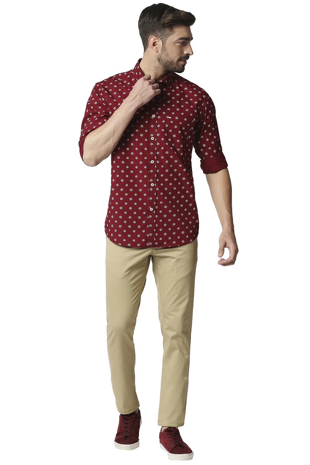 BASICS SLIM FIT POPLIN PRINTED SHIRT