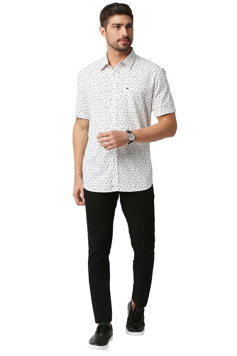 BASICS SLIM FIT POPLIN PRINTED HALFSLEEVES SHIRT