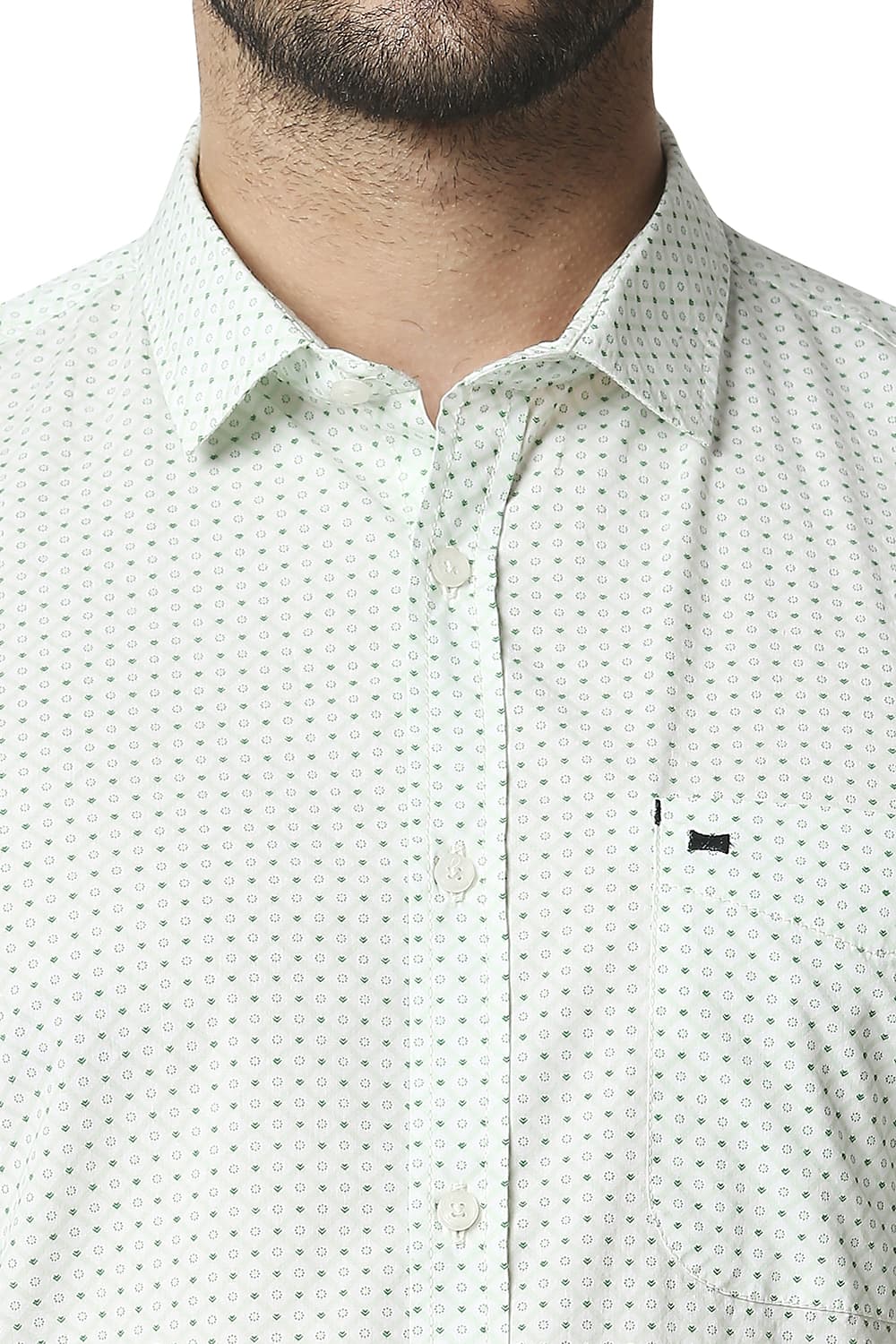 BASICS SLIM FIT POPLIN PRINTED SHIRT