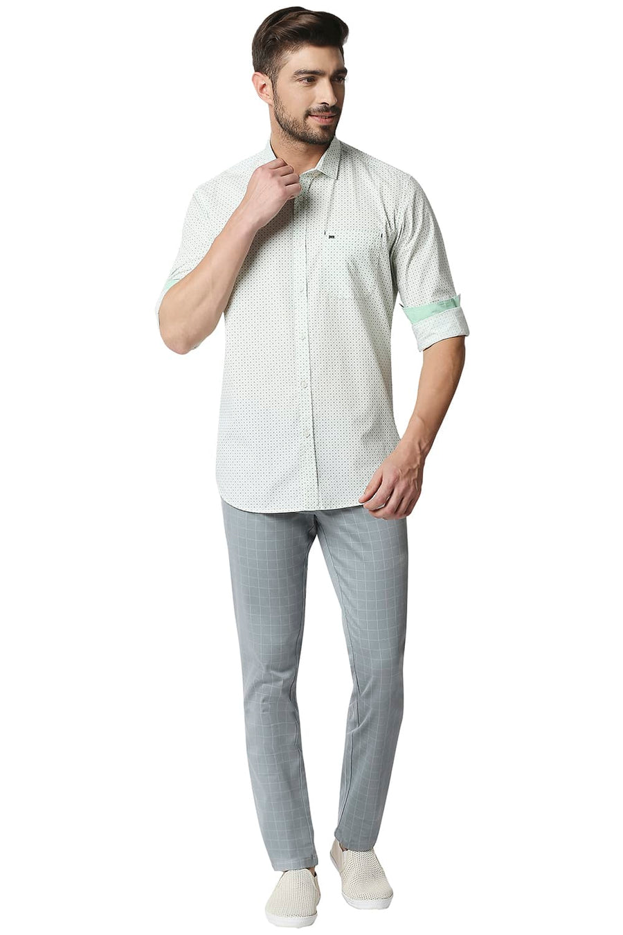BASICS SLIM FIT CAMEO GREEN POPLIN PRINTED SHIRT