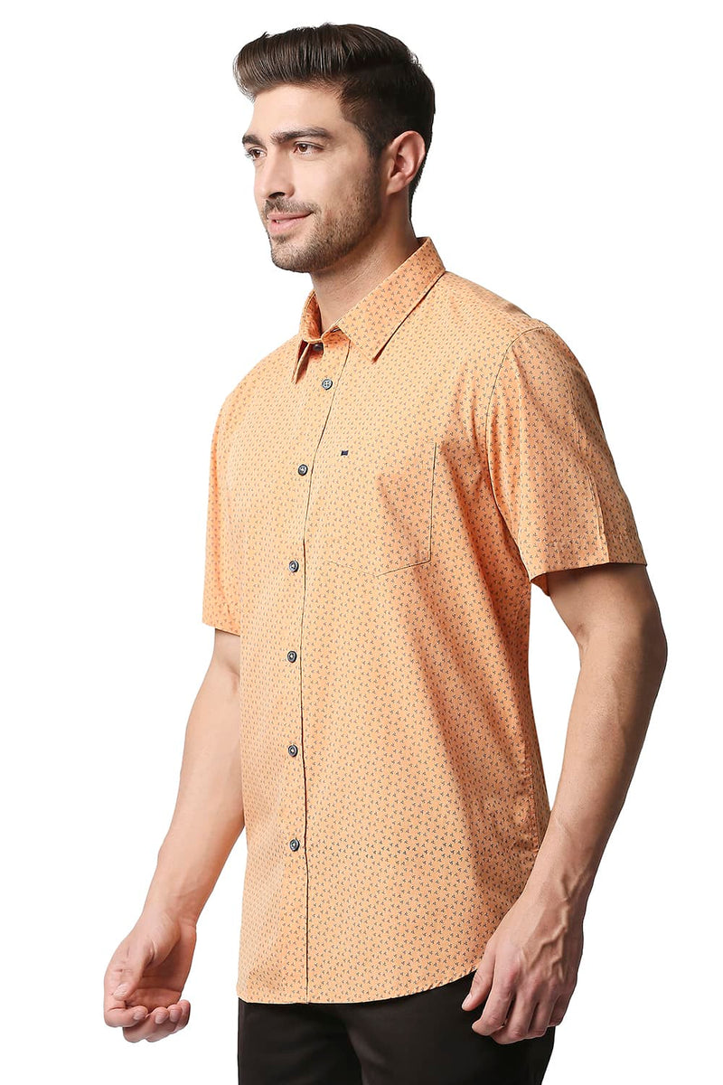 BASICS SLIM FIT FIL-A-FIL PRINTED HALFSLEEVES SHIRT