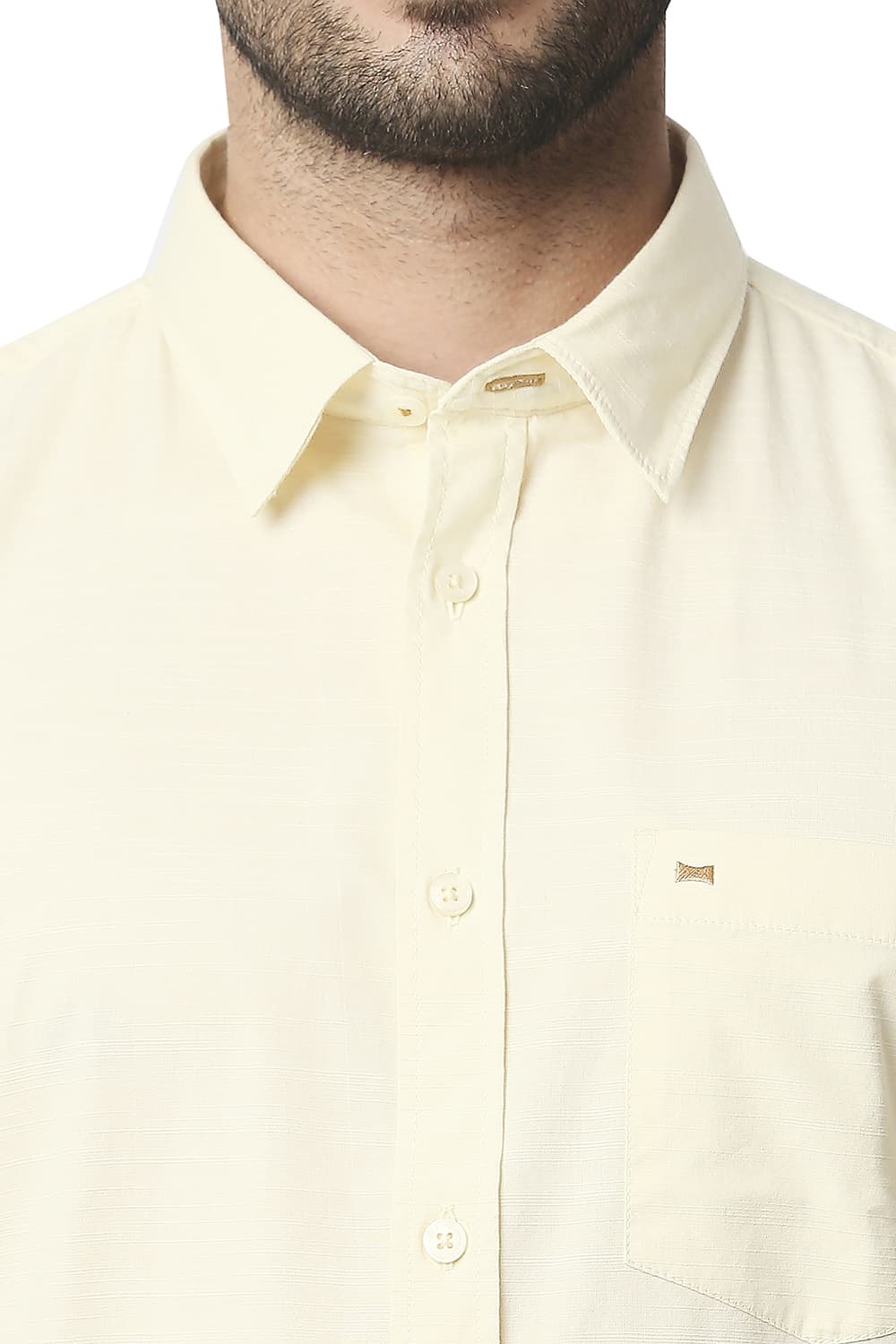 BASICS SLIM FIT SLUB HALFSLEEVES SHIRT