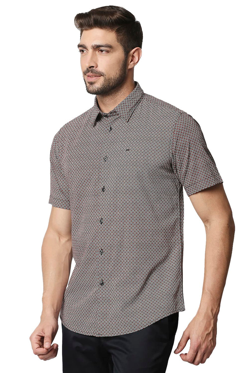 BASICS SLIM FIT COTTON VISCOSE PRINTED HALFSLEEVES SHIRT