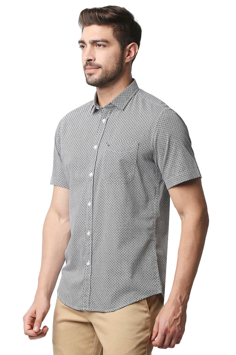 BASICS SLIM FIT POPLIN PRINTED HALFSLEEVES SHIRT