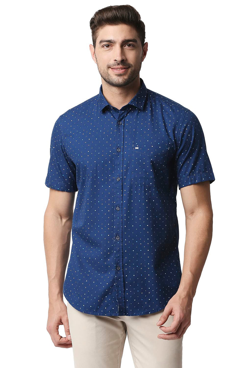 BASICS SLIM FIT POPLIN PRINTED HALFSLEEVES SHIRT