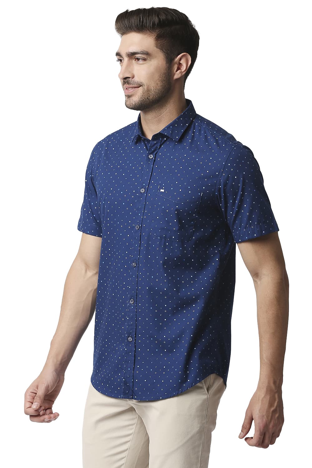 BASICS SLIM FIT POPLIN PRINTED HALFSLEEVES SHIRT