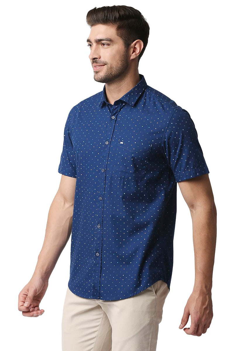 BASICS SLIM FIT POPLIN PRINTED HALFSLEEVES SHIRT