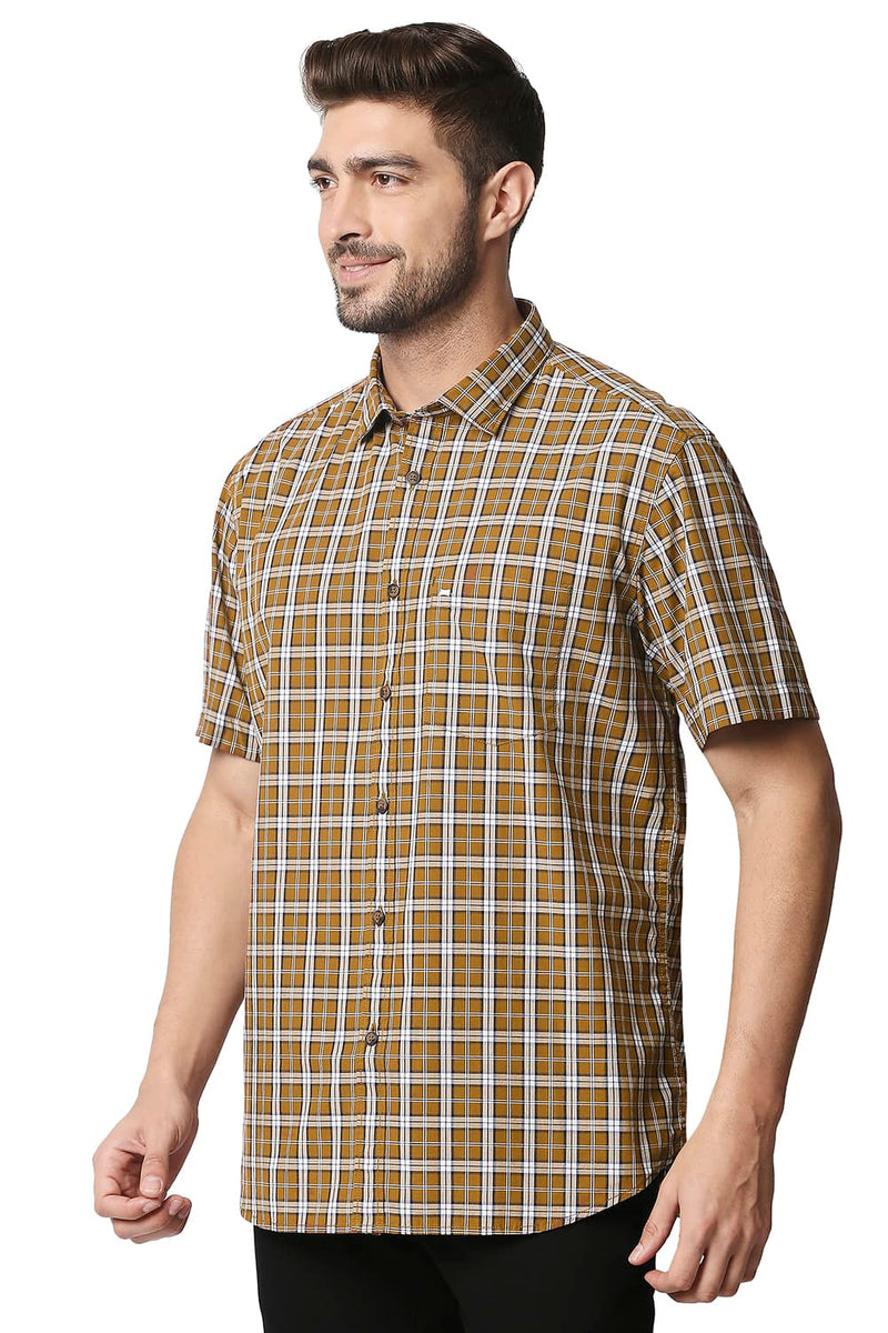 BASICS SLIM FIT CHECKS HALFSLEEVES SHIRT