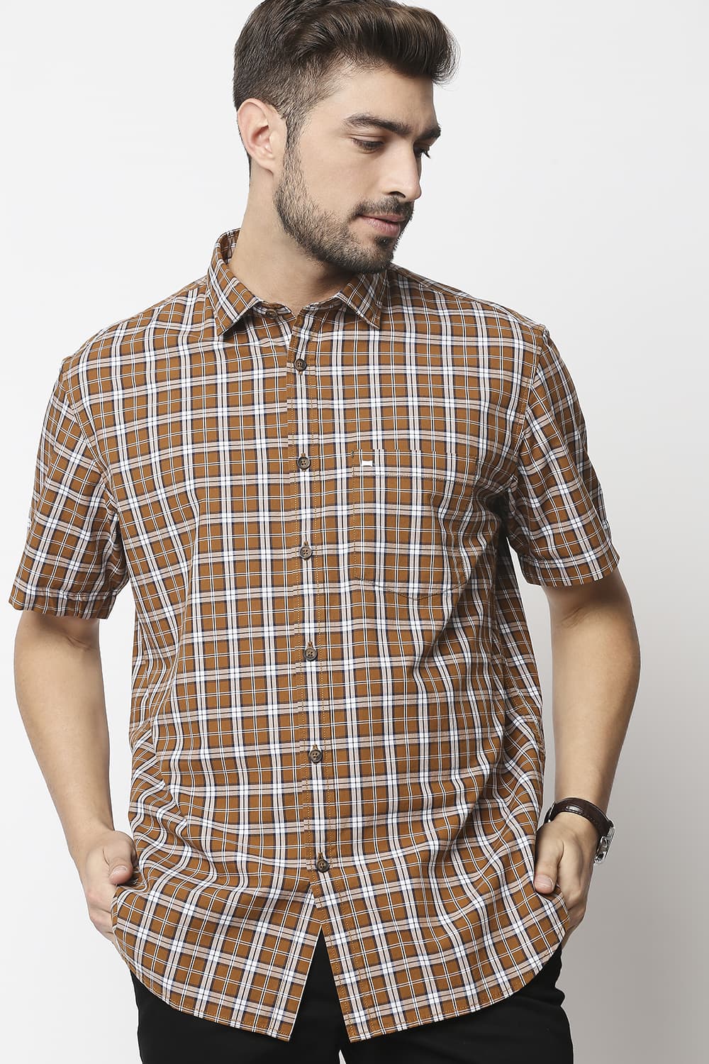 Slim Fit Checks Halfsleeves Shirt