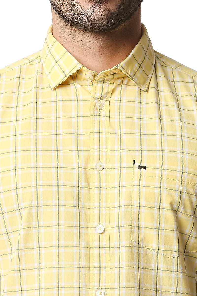 BASICS SLIM FIT CHECKS HALFSLEEVES SHIRT