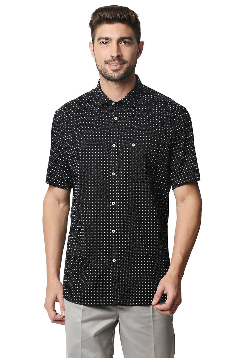 BASICS SLIM FIT TWILL PRINTED HALFSLEEVES SHIRT