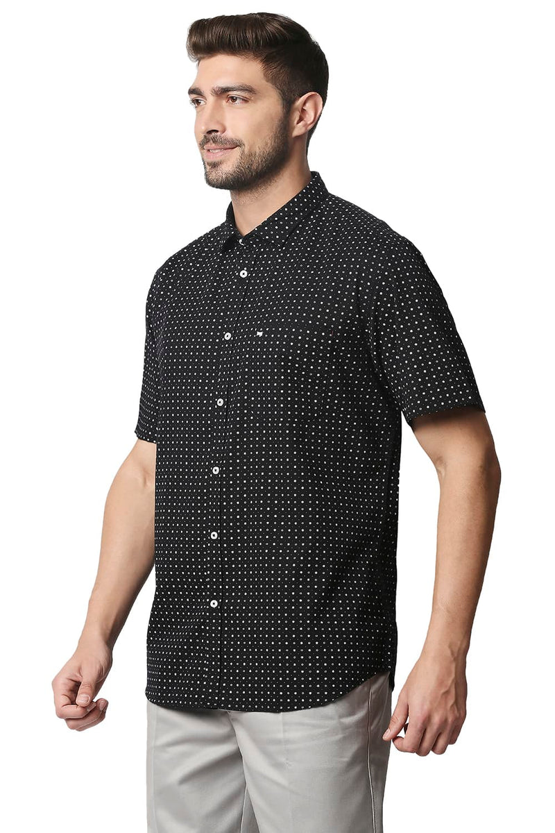 BASICS SLIM FIT TWILL PRINTED HALFSLEEVES SHIRT