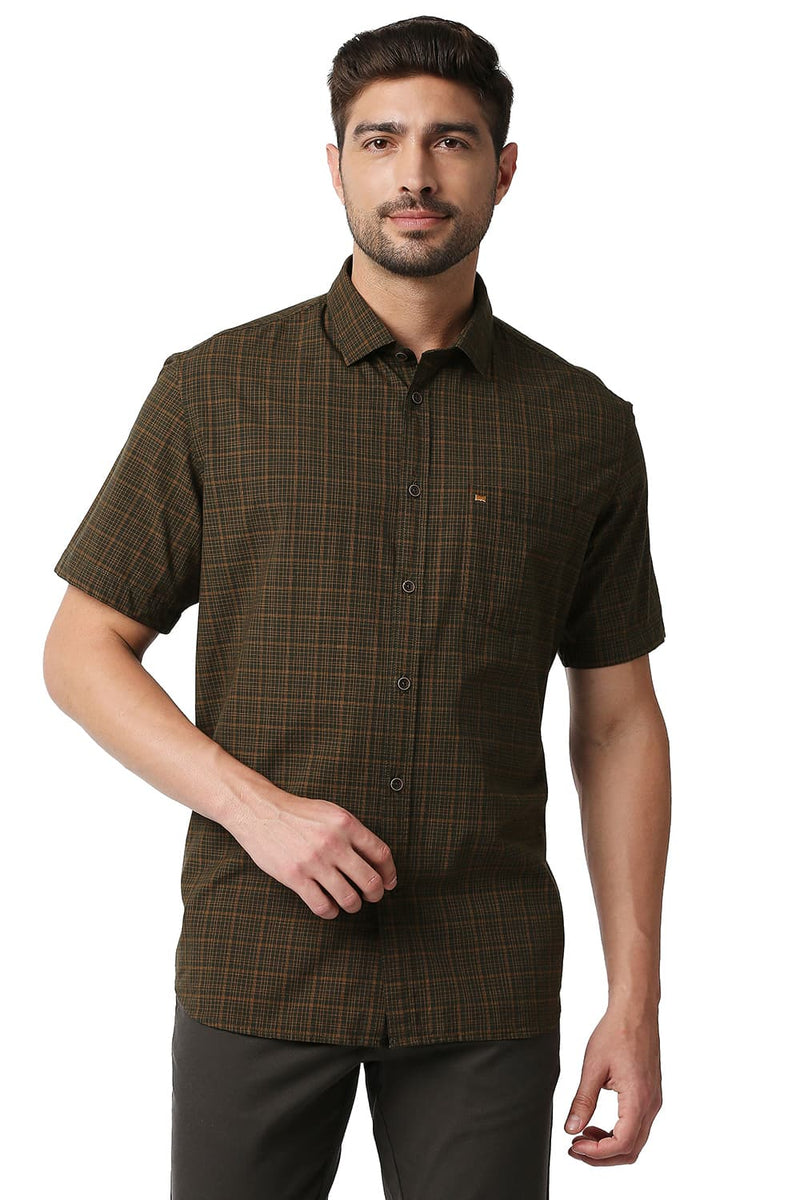 BASICS SLIM FIT CHECKS HALFSLEEVES SHIRT