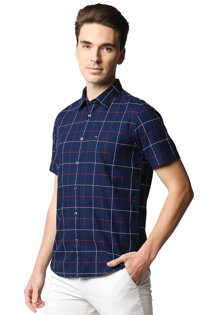 BASICS SLIM FIT DOBBY CHECKS HALFSLEEVES SHIRT