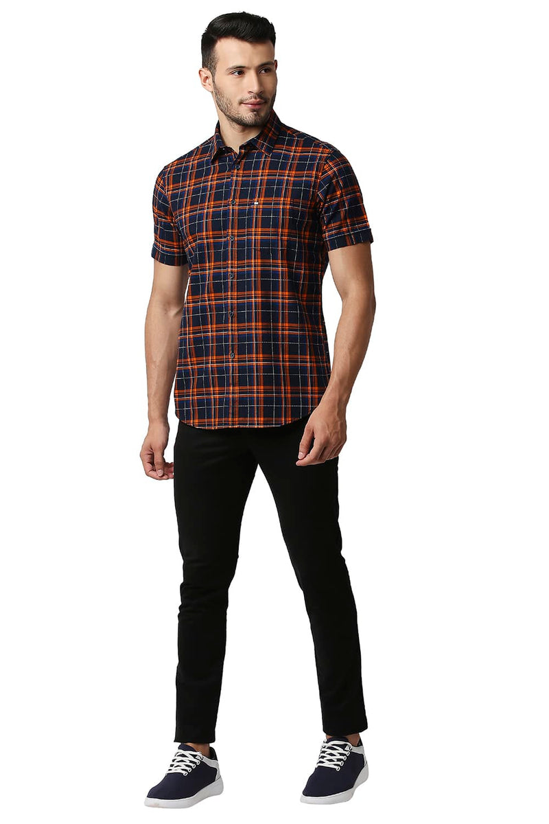 BASICS SLIM FIT DOBBY CHECKS HALFSLEEVES SHIRT