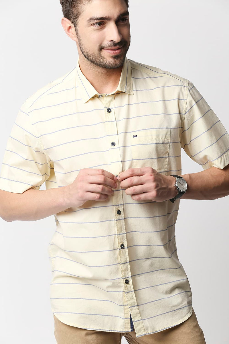 Slim Fit Weft Stripe Halfsleeves Shirt