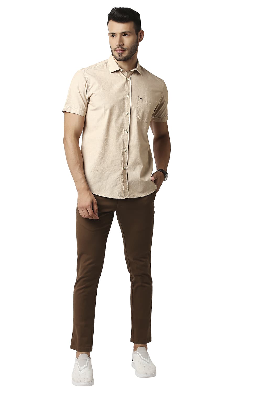 BASICS SLIM FIT FIL-A-FIL HALFSLEEVES SHIRT