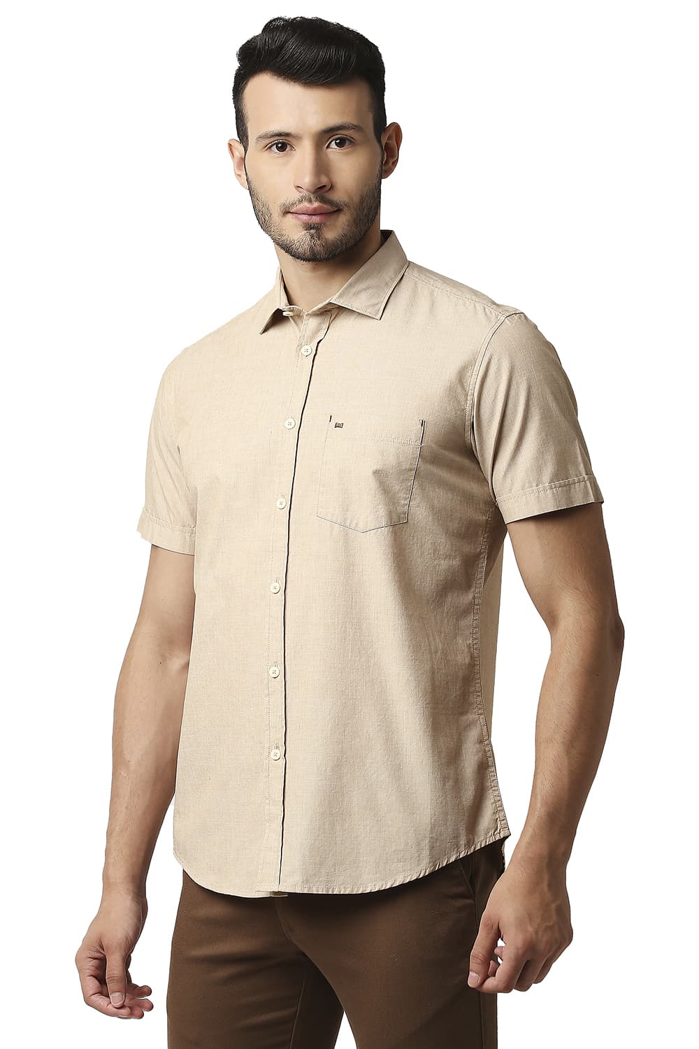 BASICS SLIM FIT FIL-A-FIL HALFSLEEVES SHIRT