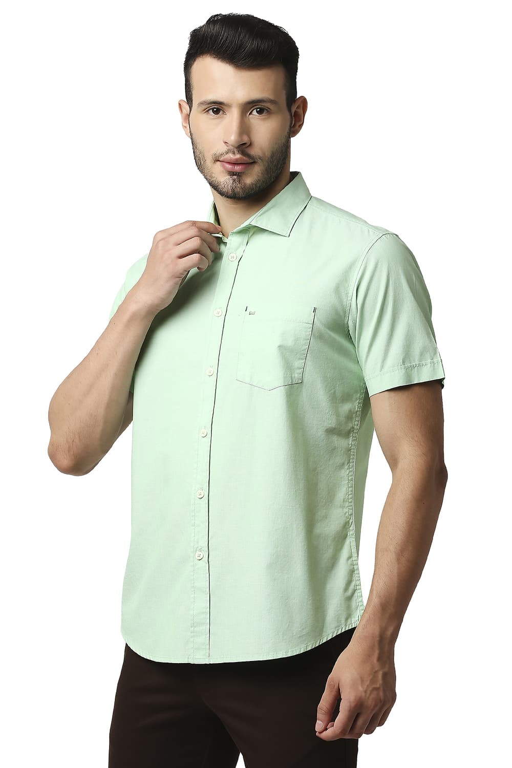 BASICS SLIM FIT FIL-A-FIL HALFSLEEVES SHIRT