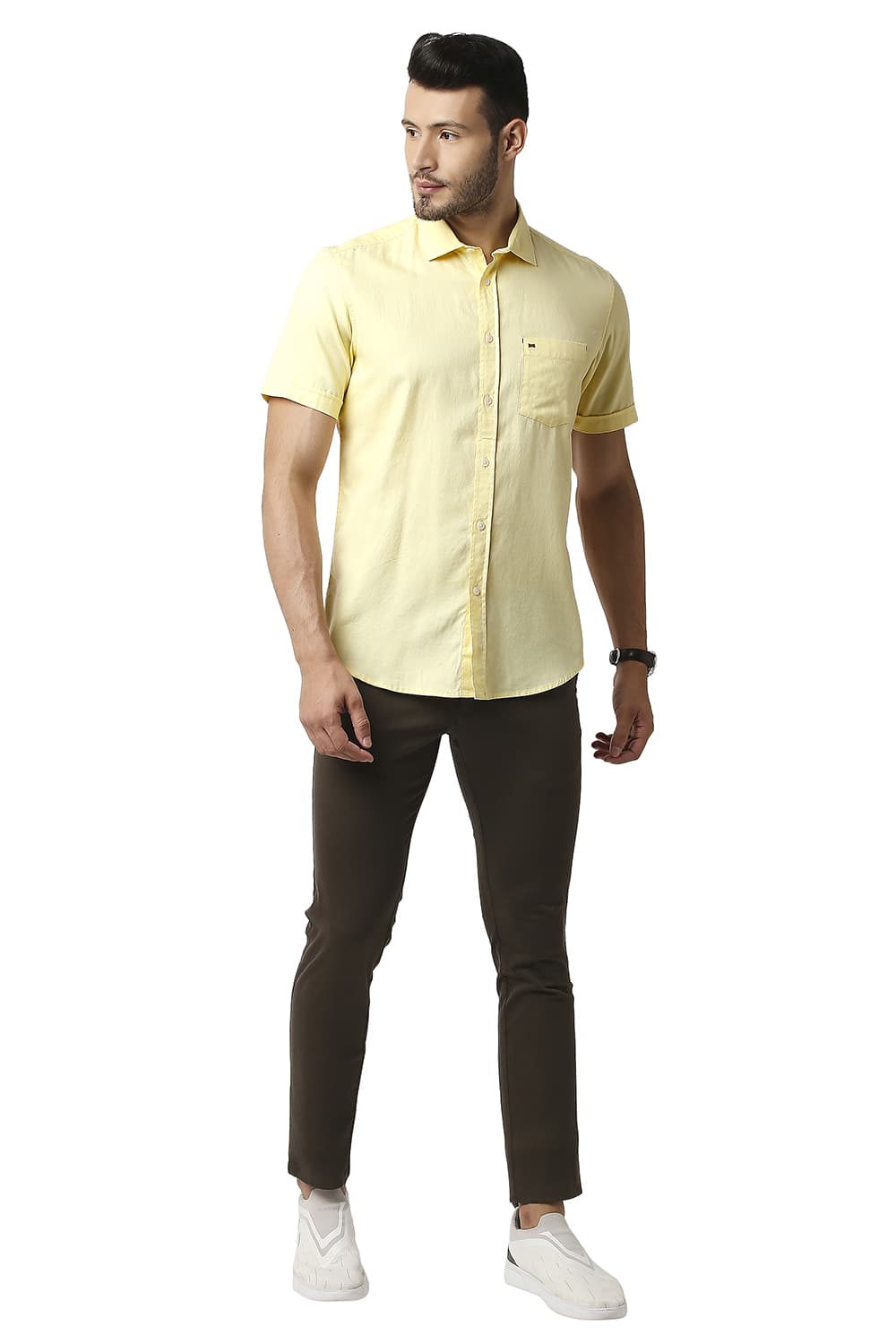 BASICS SLIM FIT DOBBY HALFSLEEVES SHIRT