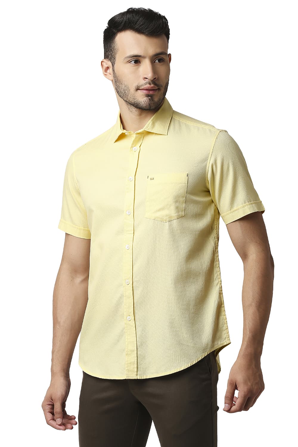 BASICS SLIM FIT DOBBY HALFSLEEVES SHIRT