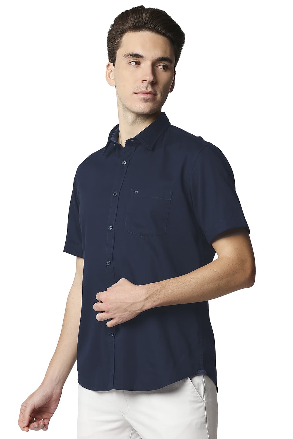 BASICS SLIM FIT BROKEN TWILL SLUB HALFSLEEVES SHIRT