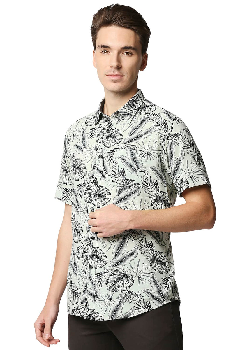 BASICS SLIM FIT COTTON VISCOSE PRINTED HALFSLEEVES SHIRT