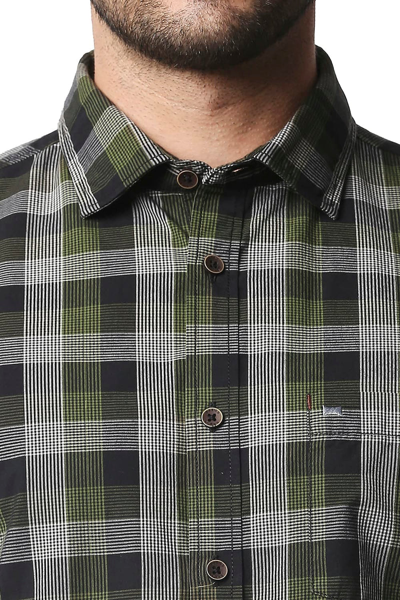 BASICS SLIM FIT CHECKS HALFSLEEVES SHIRT