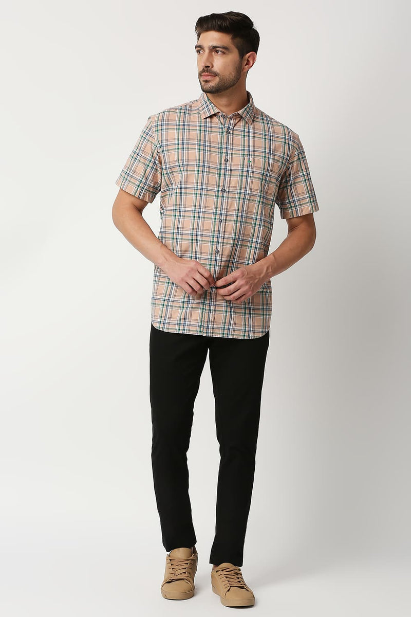 Slim Fit Checks Halfsleeves Shirt