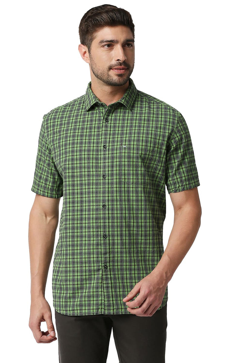 BASICS SLIM FIT CHECKS HALFSLEEVES SHIRT