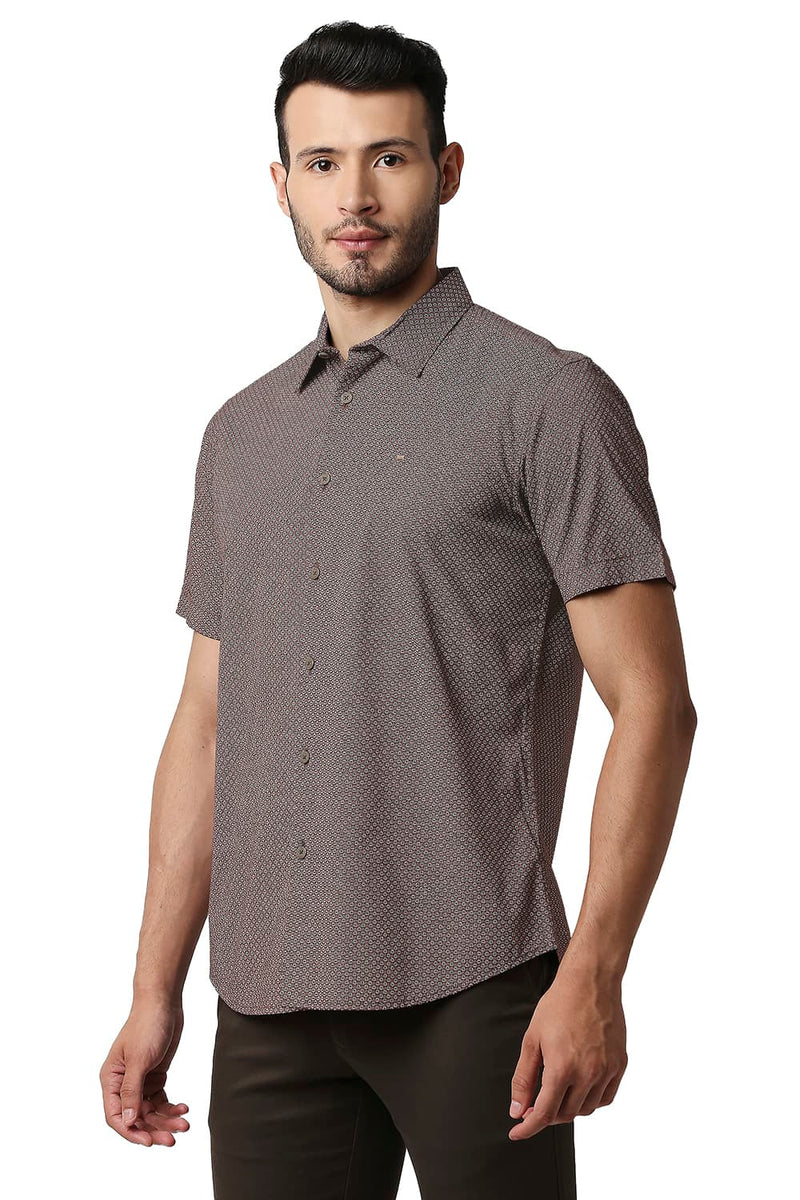 BASICS SLIM FIT COTTON VISCOSE PRINTED HALFSLEEVES SHIRT