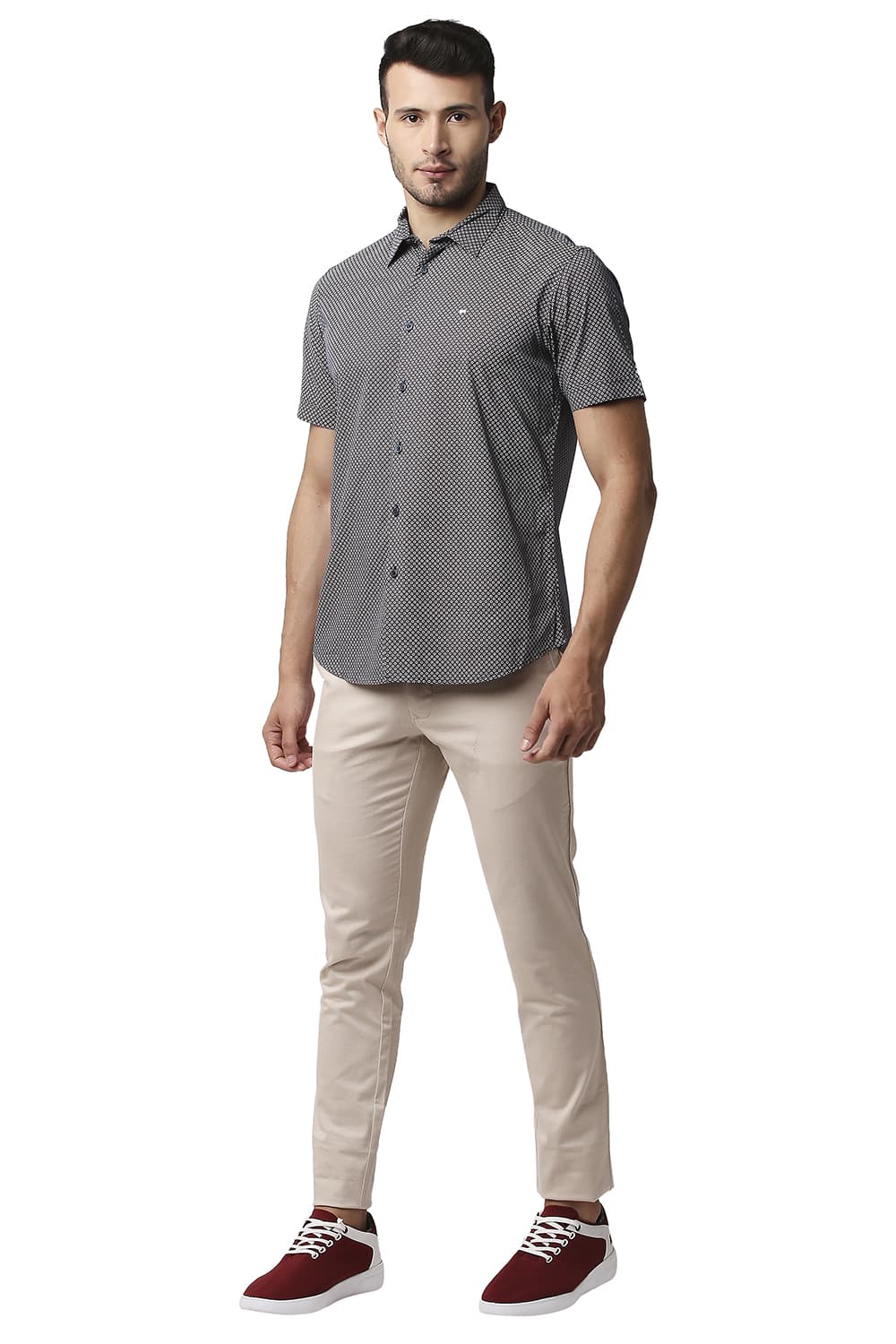 BASICS SLIM FIT COTTON VISCOSE PRINTED HALFSLEEVES SHIRT