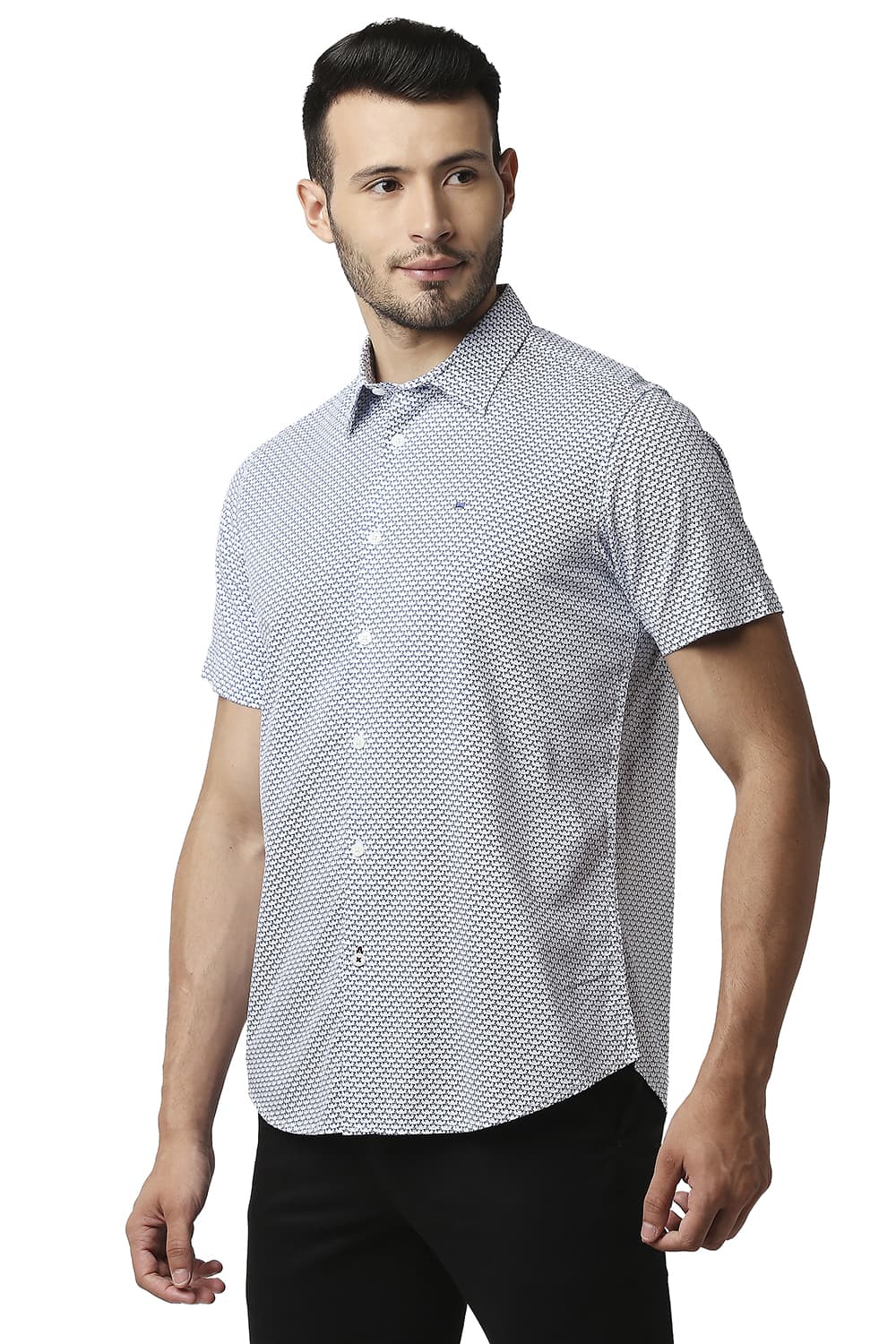 BASICS SLIM FIT COTTON VISCOSE PRINTED HALFSLEEVES SHIRT