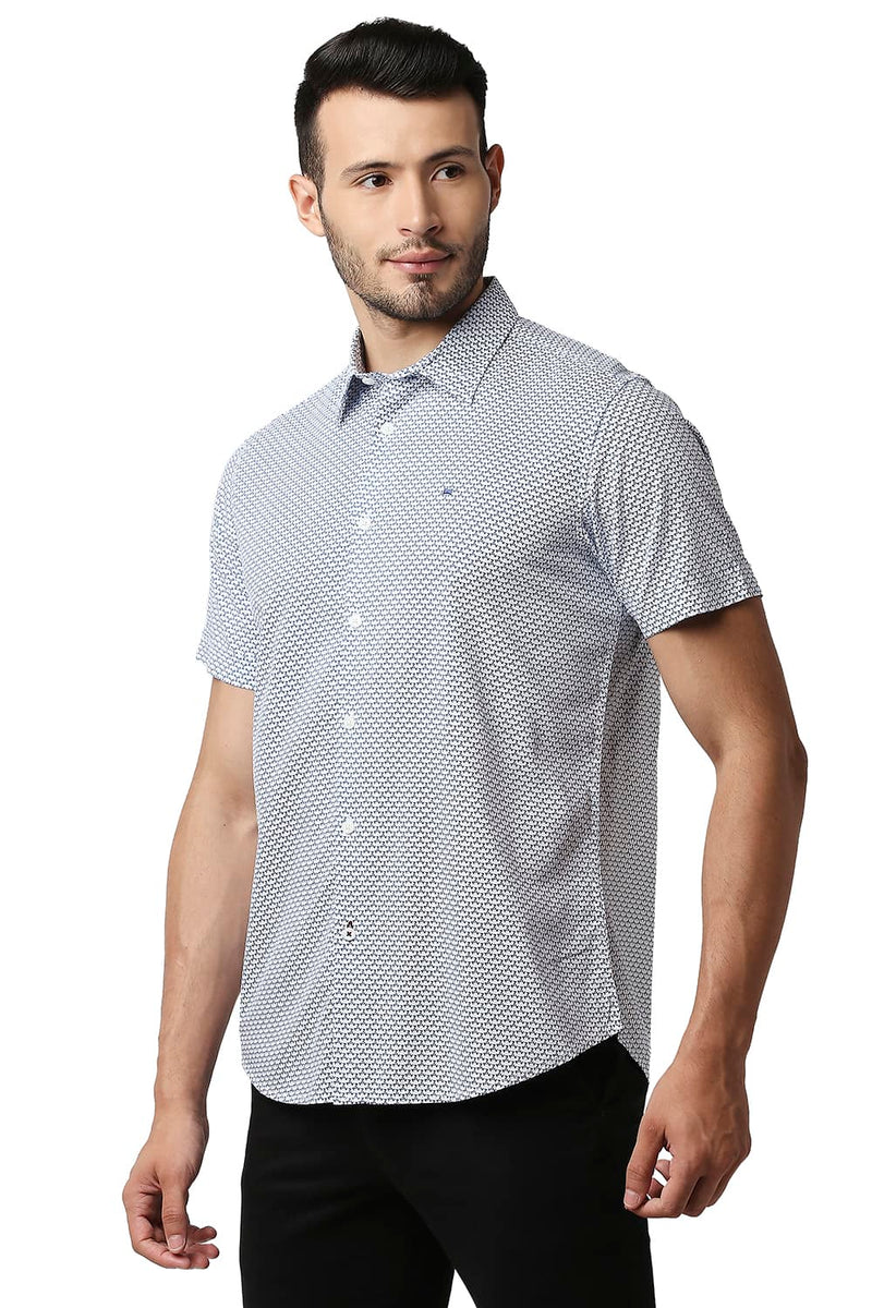 BASICS SLIM FIT COTTON VISCOSE PRINTED HALFSLEEVES SHIRT