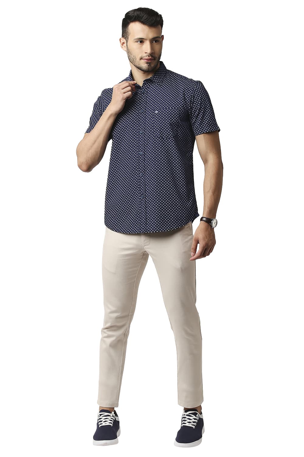 BASICS SLIM FIT POPLIN PRINTED HALFSLEEVES SHIRT