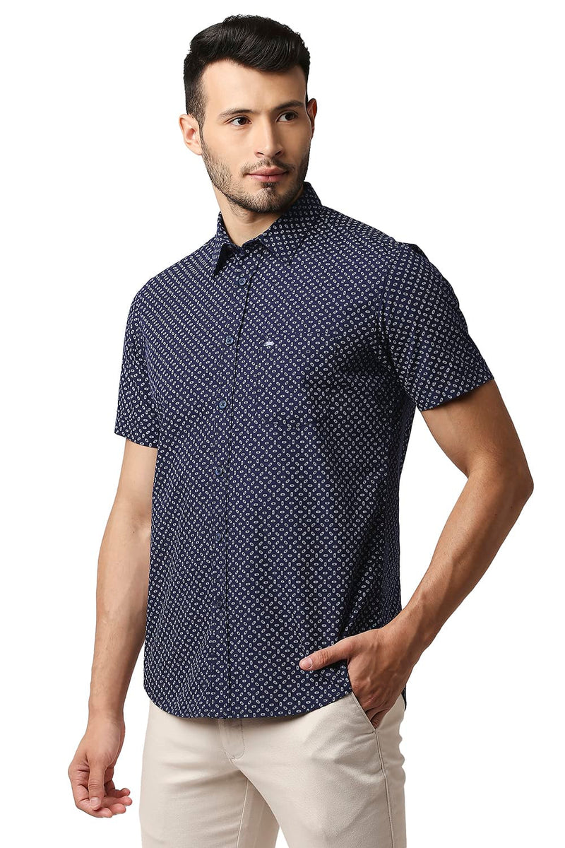 BASICS SLIM FIT POPLIN PRINTED HALFSLEEVES SHIRT