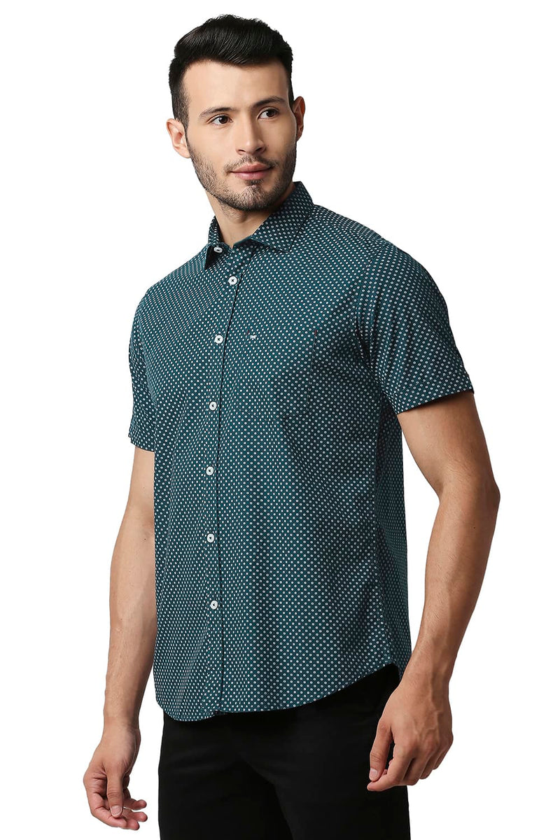 BASICS SLIM FIT POPLIN PRINTED HALFSLEEVES SHIRT