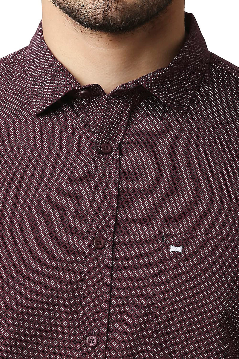 BASICS SLIM FIT POPLIN PRINTED HALFSLEEVES SHIRT