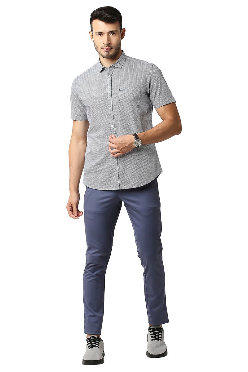 BASICS SLIM FIT POPLIN PRINTED HALFSLEEVES SHIRT