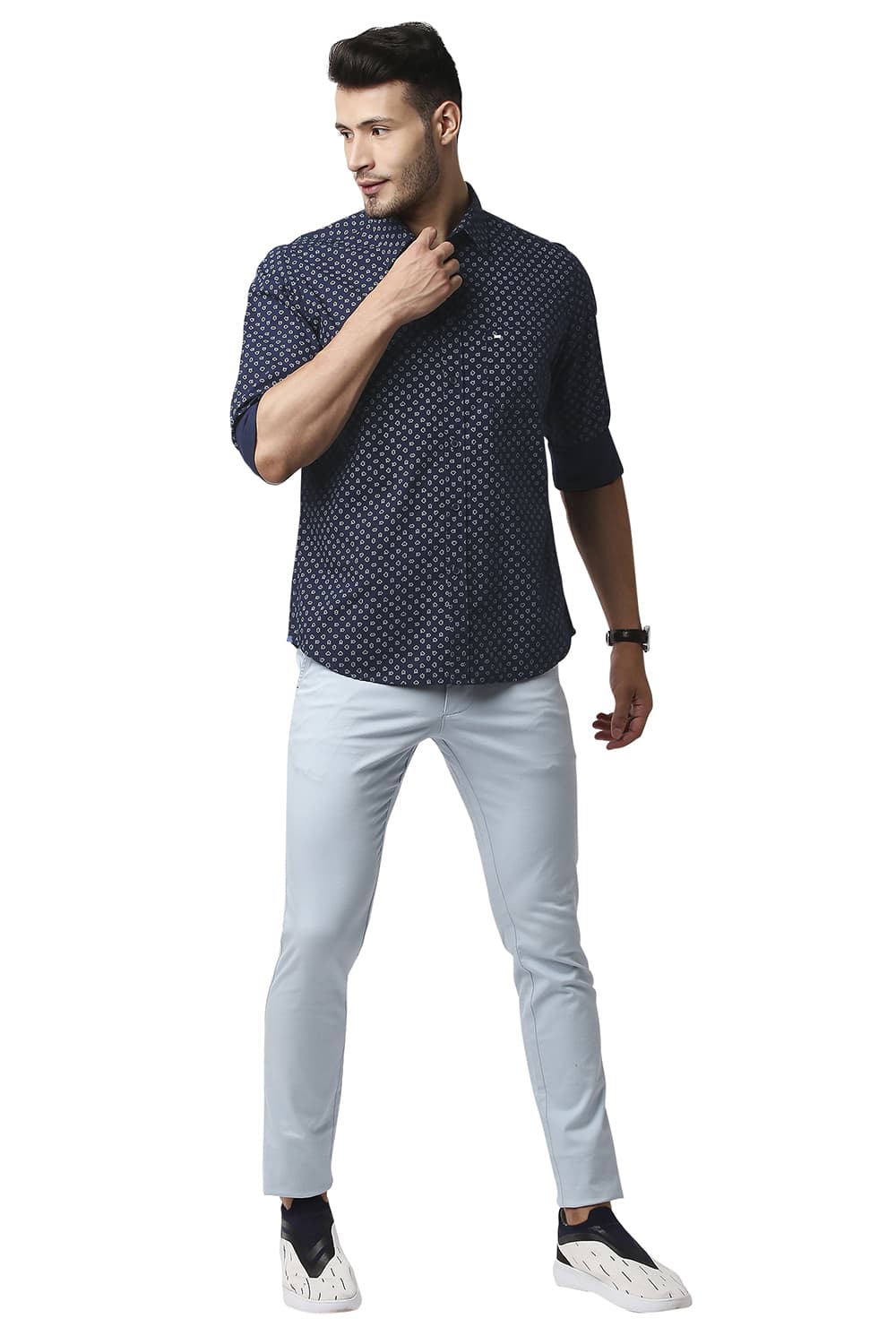 BASICS SLIM FIT POPLIN PRINTED SHIRT