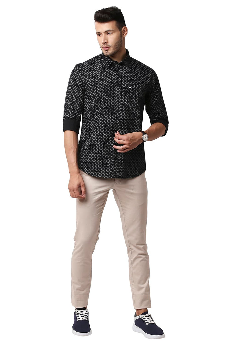 BASICS SLIM FIT POPLIN PRINTED SHIRT