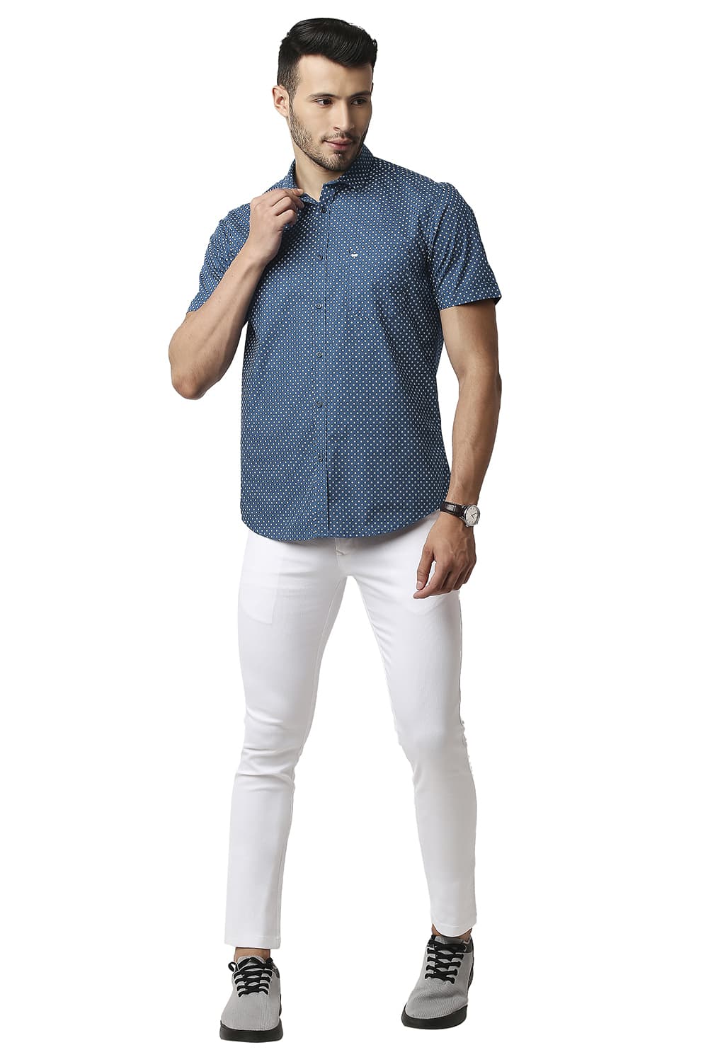 BASICS SLIM FIT POPLIN PRINTED HALFSLEEVES SHIRT