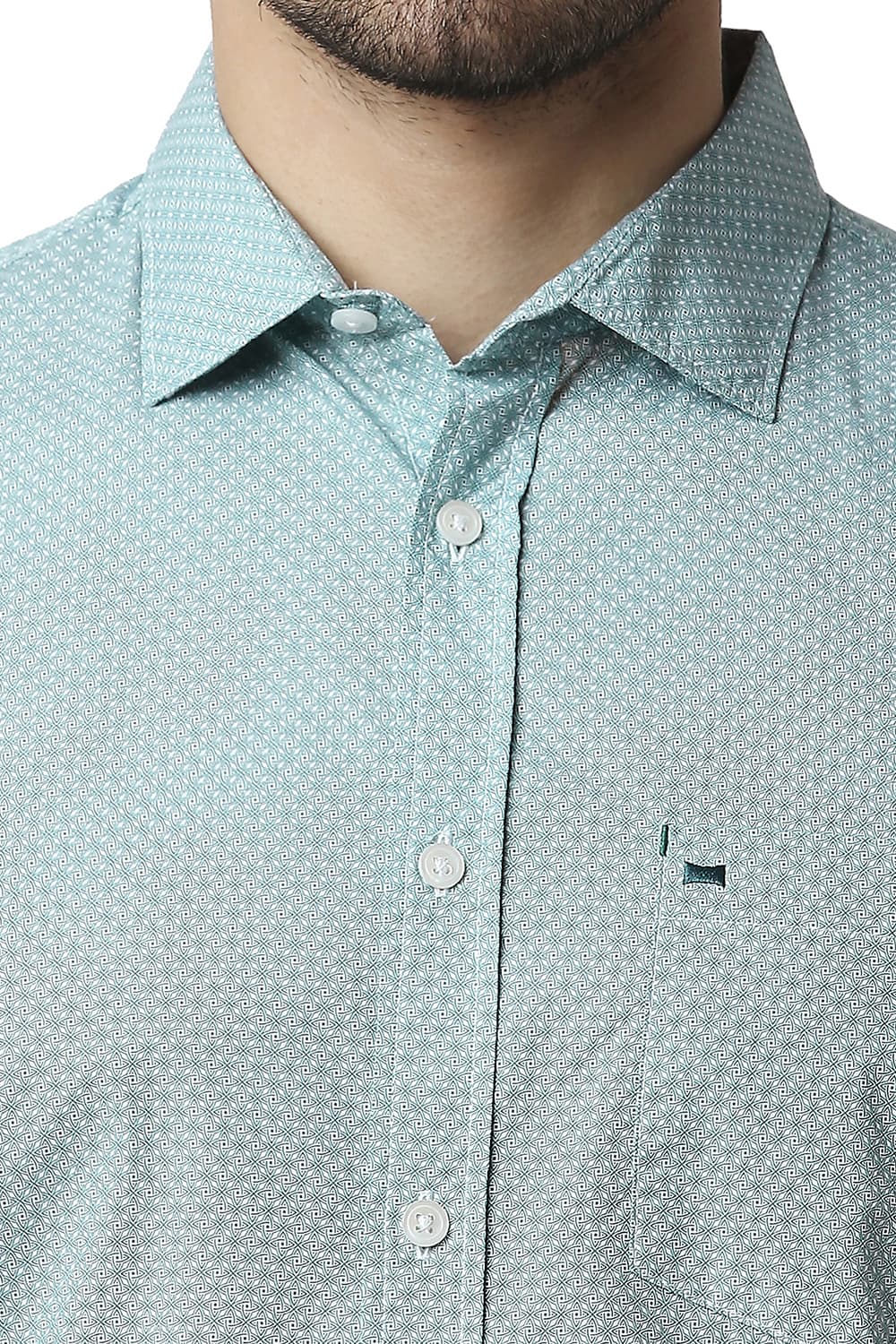 BASICS SLIM FIT POPLIN PRINTED HALFSLEEVES SHIRT