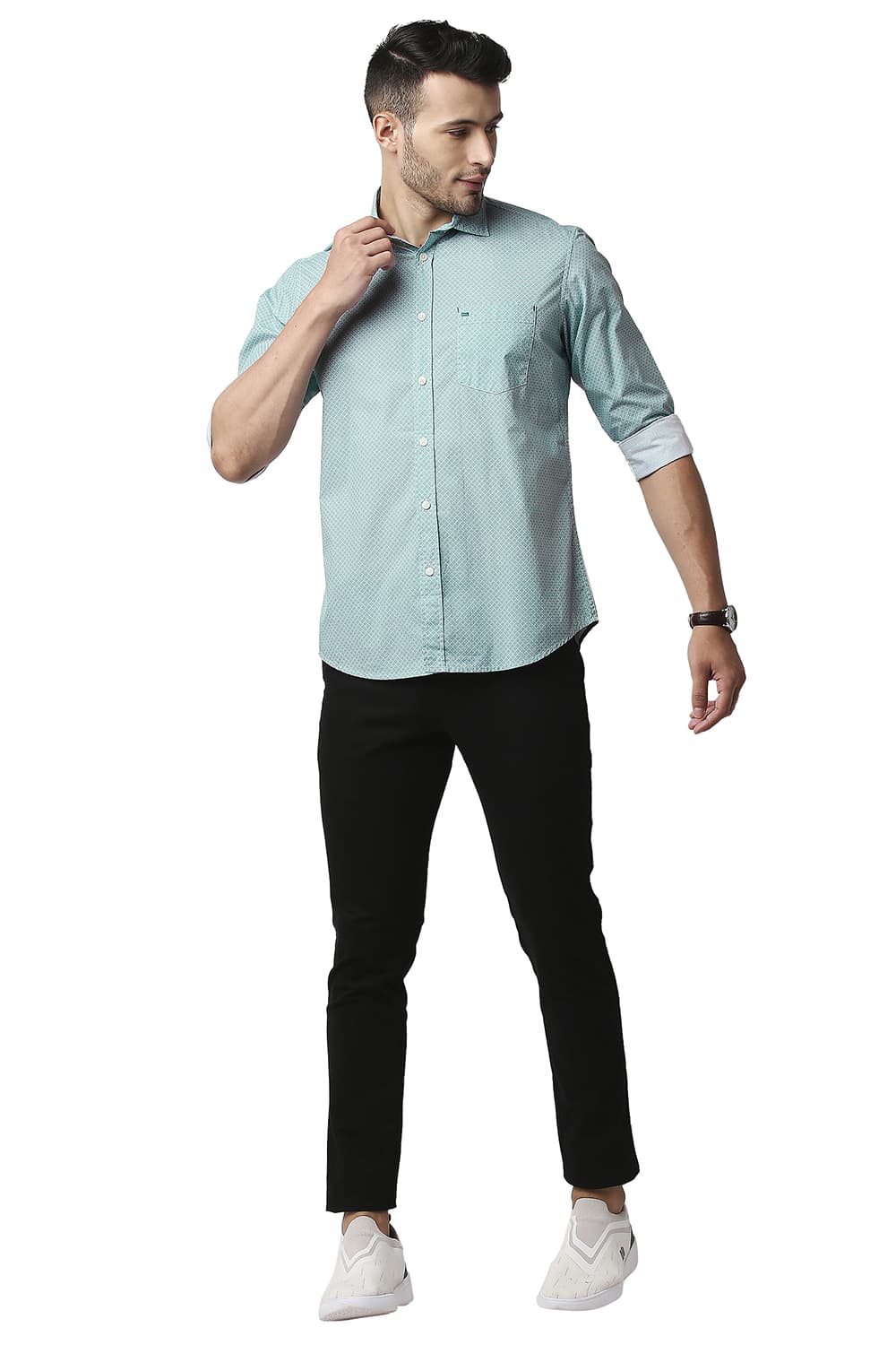 BASICS SLIM FIT POPLIN PRINTED SHIRT