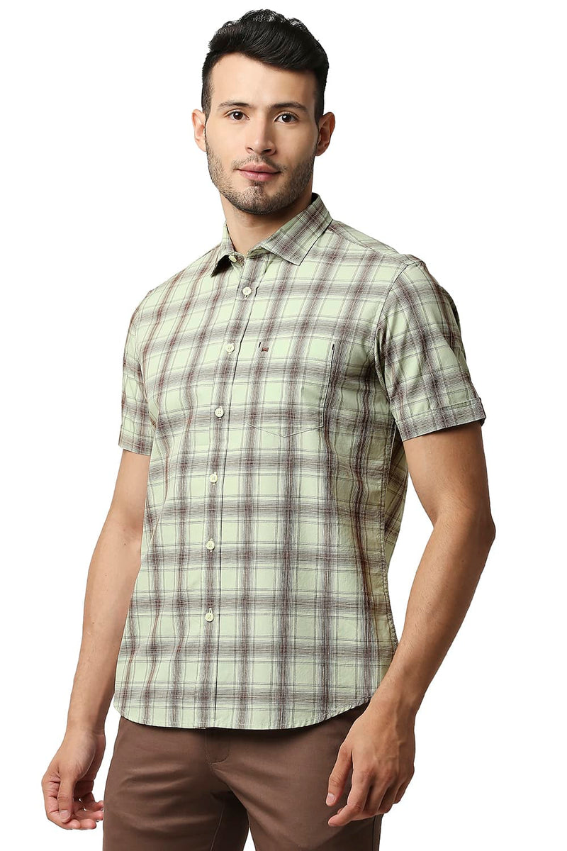 BASICS SLIM FIT COTTON CHECKS HALFSLEEVES SHIRT