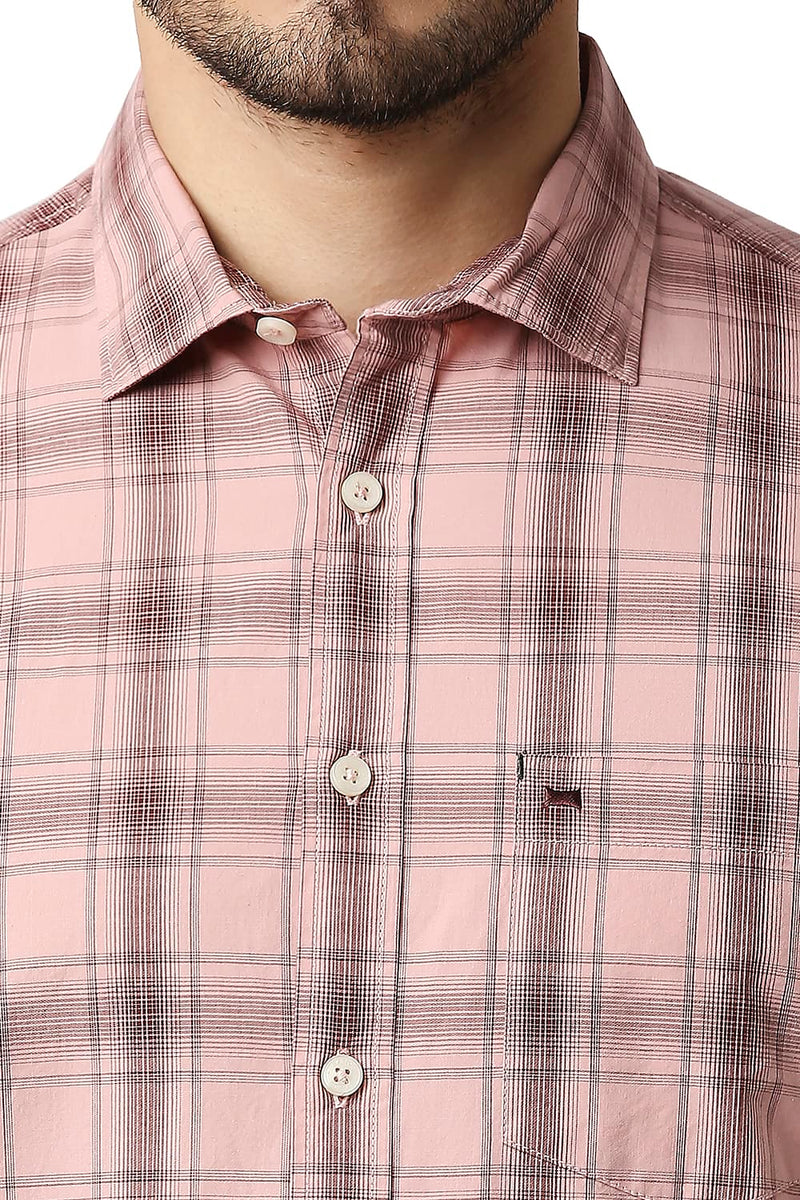 BASICS SLIM FIT COTTON CHECKS HALFSLEEVES SHIRT