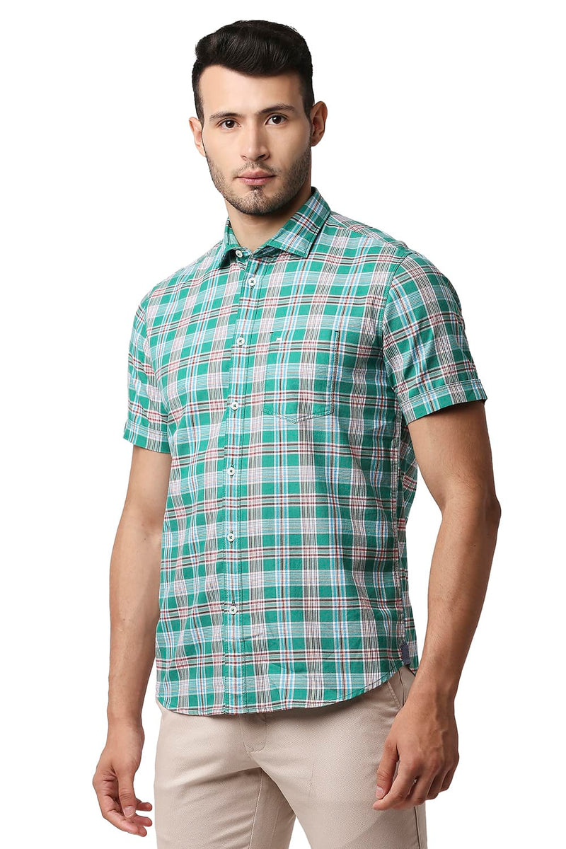 BASICS SLIM FIT TWILL CHECKS HALFSLEEVES SHIRT